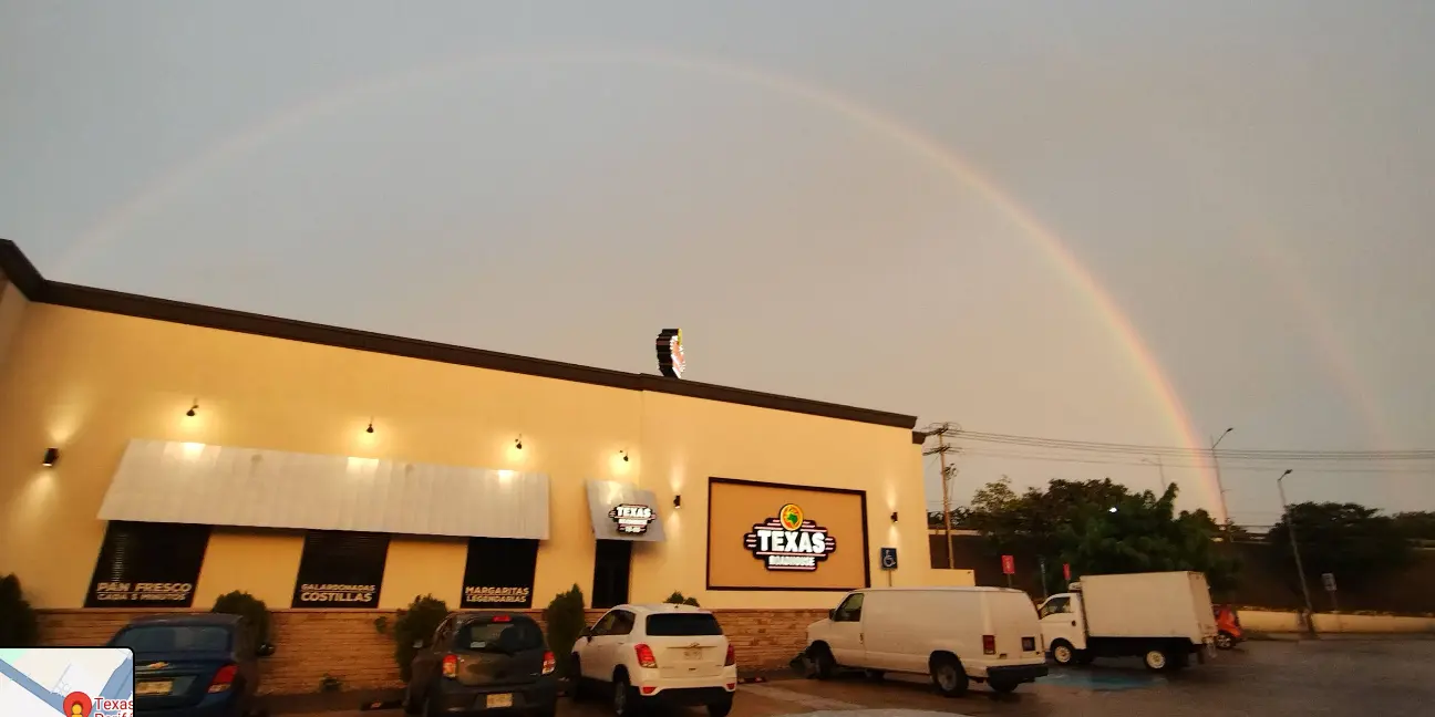 Andora Caucel - Lugares Cercanos